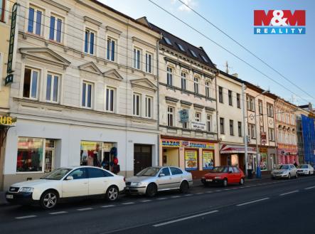 Pohled z ulice | Pronájem - obchodní prostor, 200 m²