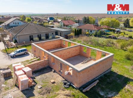 Pohled na nemovitost a okolí | Prodej - pozemek pro bydlení, 827 m²