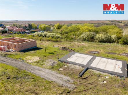 Pohled na nemovitost a okolí | Prodej - pozemek pro bydlení, 840 m²