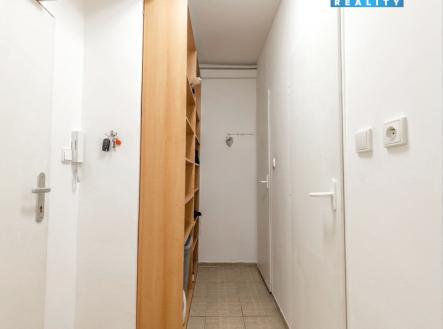 chodba | Pronájem bytu, 1+1, 33 m²