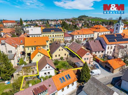 Prodej rodinného domu v Divišově, ul. Horní náměstí | Prodej - dům/vila, 213 m²