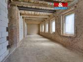 Prodej - dům/vila, 430 m²