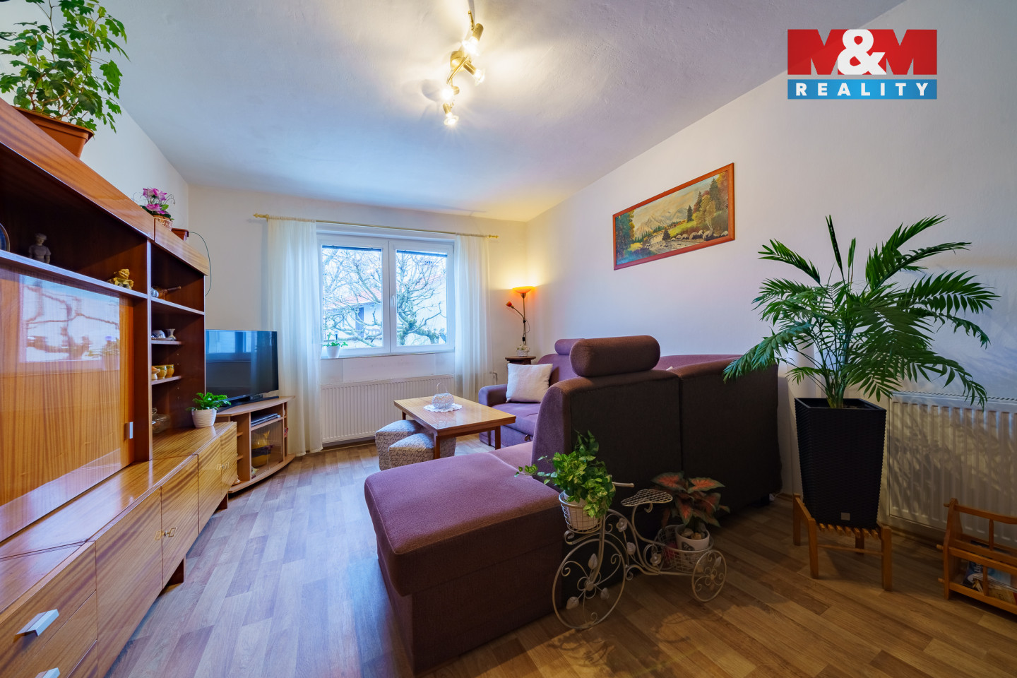 A7303033-HDR.jpg