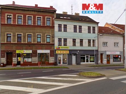 pohled na dům | Pronájem - obchodní prostor, 145 m²