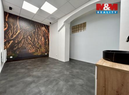 IMG_7887.jpg | Pronájem - obchodní prostor, 23 m²