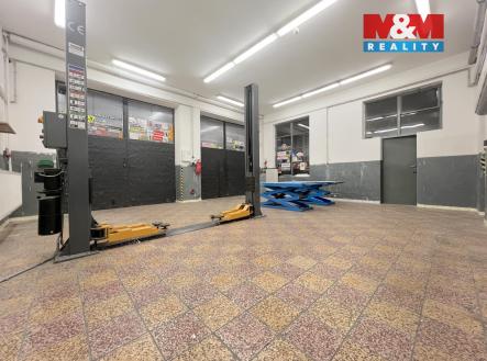 60daf5d4-4c18-44b3-88b9-84695f52518f.jpeg | Pronájem - obchodní prostor, 51 m²