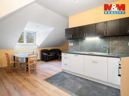 Obývací pokoj  + KK (4+1) | Prodej - dům/vila, 360 m²
