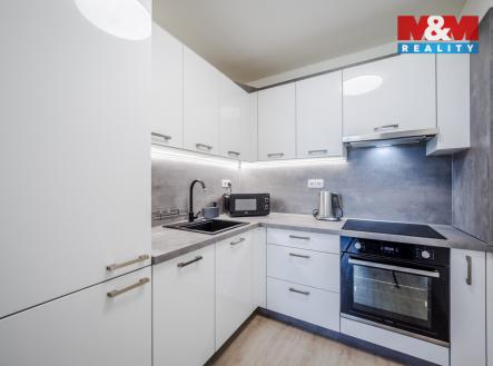 . | Prodej bytu, 2+kk, 43 m²