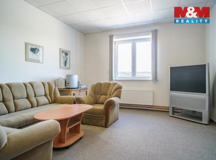 kancelář | Pronájem - obchodní prostor, 1 200 m²