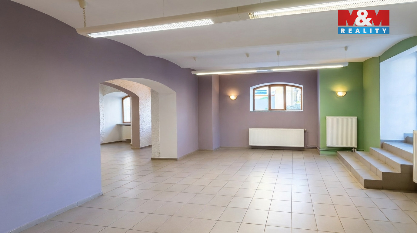 Edit_real_estate_photo_professio…_202605062302.jpeg