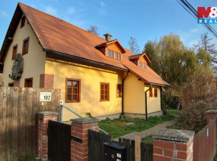 Pohled z komunikace.jpg | Pronájem - dům/vila, 310 m²