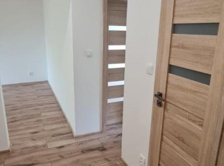 IMG_3988.jpeg | Pronájem bytu, 2+1, 56 m²