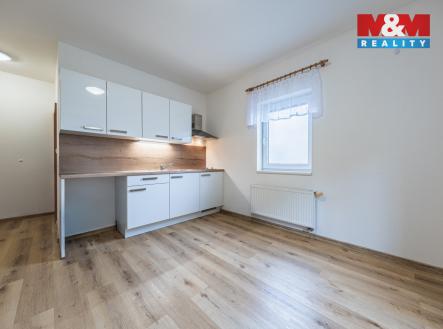 942434 - Prodej bytu 1+kk, 18 m², Šestajovice, ul. Husova | Prodej bytu, 1+kk, 18 m²