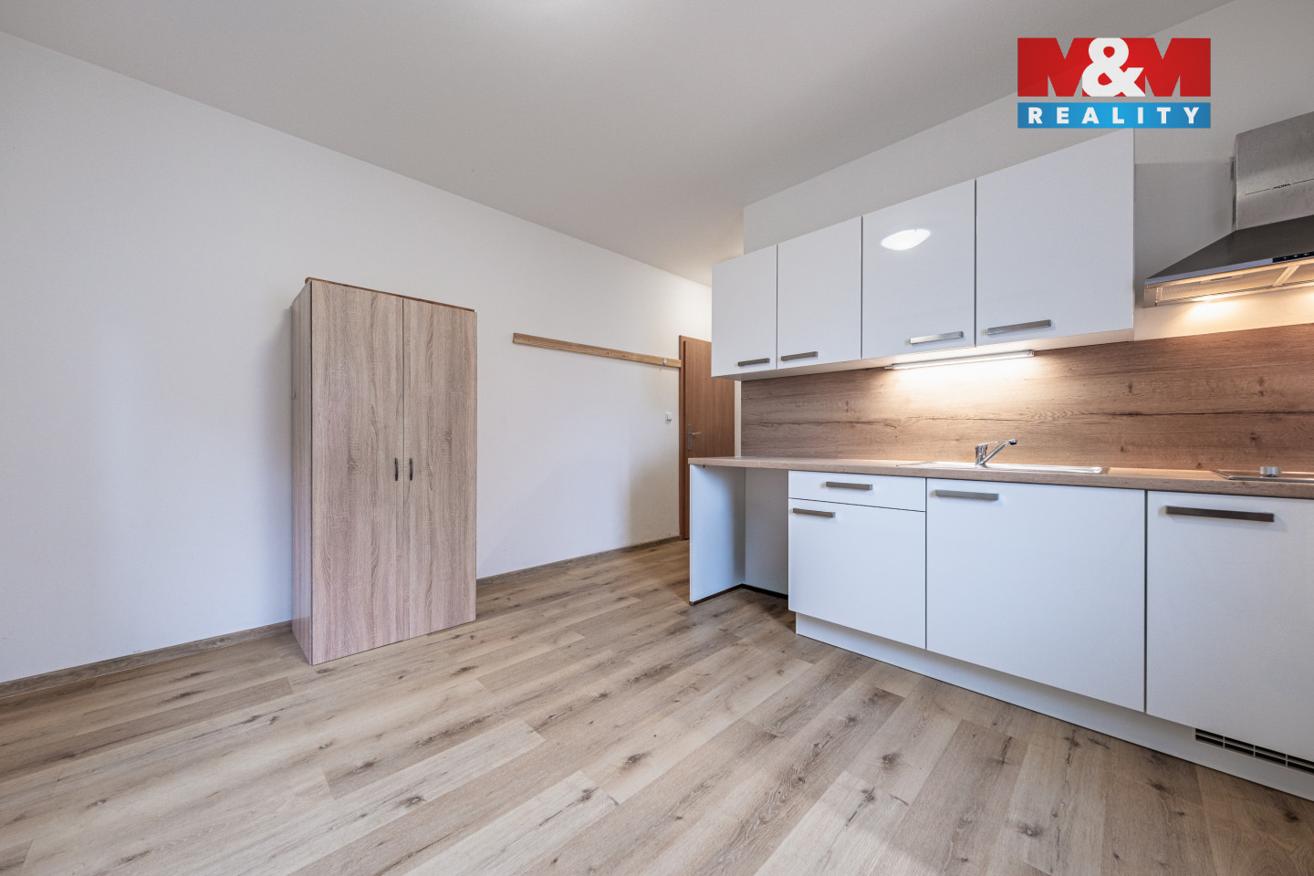 942434 - Prodej bytu 1+kk, 18 m², Šestajovice, ul. Husova