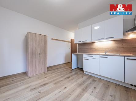 942434 - Prodej bytu 1+kk, 18 m², Šestajovice, ul. Husova | Prodej bytu, 1+kk, 18 m²