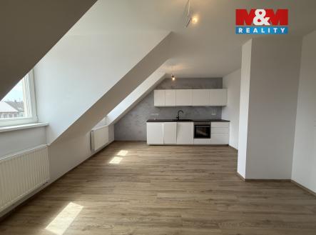 4 | Pronájem bytu, 1+kk, 41 m²