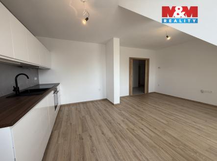 5 | Pronájem bytu, 1+kk, 41 m²