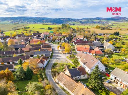 49527a5e-8907-48d5-b863-ee814ae1b8b0.jpg | Prodej - dům/vila, 93 m²