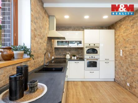 Zvoncova 19.jpg | Prodej - dům/vila, 162 m²