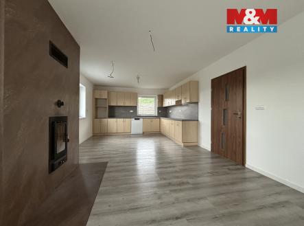 obývací pokoj +kk | Prodej - dům/vila, 116 m²