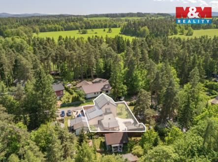 DJI_20260526145841_0009_D_1.jpg | Prodej - dům/vila, 250 m²