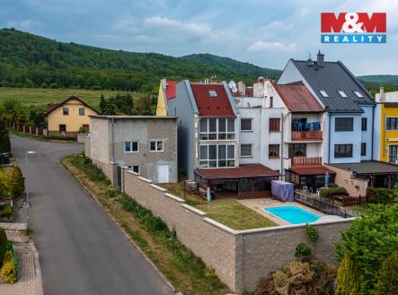 pohled na dům | Prodej - dům/vila, 260 m²