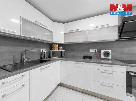 kuchyně | Prodej - dům/vila, 260 m²
