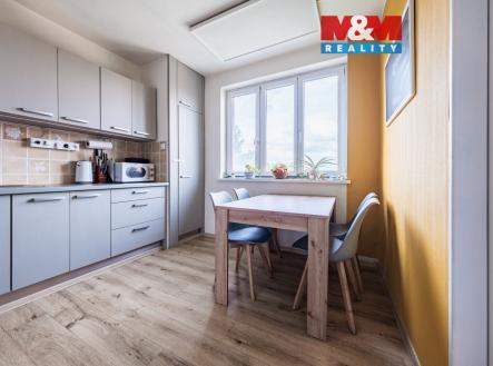 . | Prodej bytu, 4+1, 74 m²