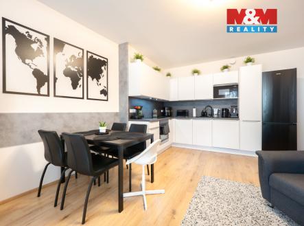 Obývací pokoj s kuch. koutem | Prodej bytu, 3+kk, 76 m²