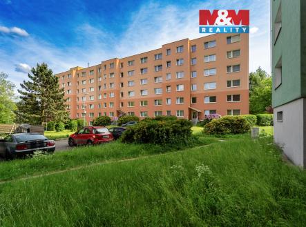 Pohled na dům | Prodej bytu, 3+1, 70 m²