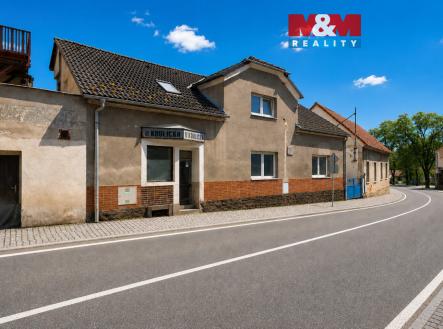 Pohled z ulice 1.máje/Zruč nad Sázavou | Prodej - hotel, 250 m²