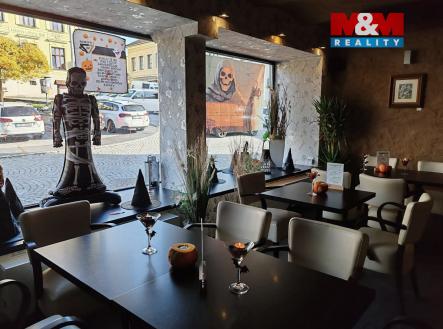 8-FB_IMG_1780044231983.jpg | Pronájem - restaurace, 210 m²