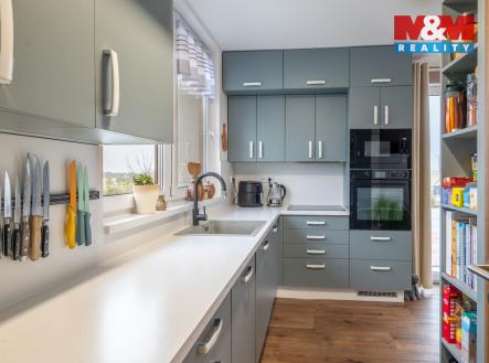 8a7ae3b4-3e99-4bc3-8b2e-130eca9af184.jpg | Prodej - dům/vila, 93 m²