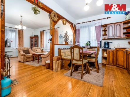 Obývací pokoj + KK  | Prodej - kanceláře, 232 m²