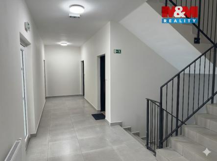 . | Pronájem bytu, 1+kk, 37 m²