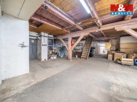 b5.jpg | Pronájem - skladovací prostor, 19 m²