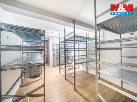 b1.jpg | Pronájem - skladovací prostor, 19 m²