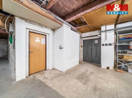 b4.jpg | Pronájem - skladovací prostor, 19 m²