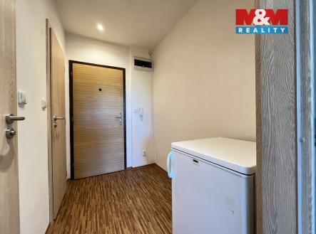 předsíň.jpg | Pronájem bytu, 1+kk, 30 m²