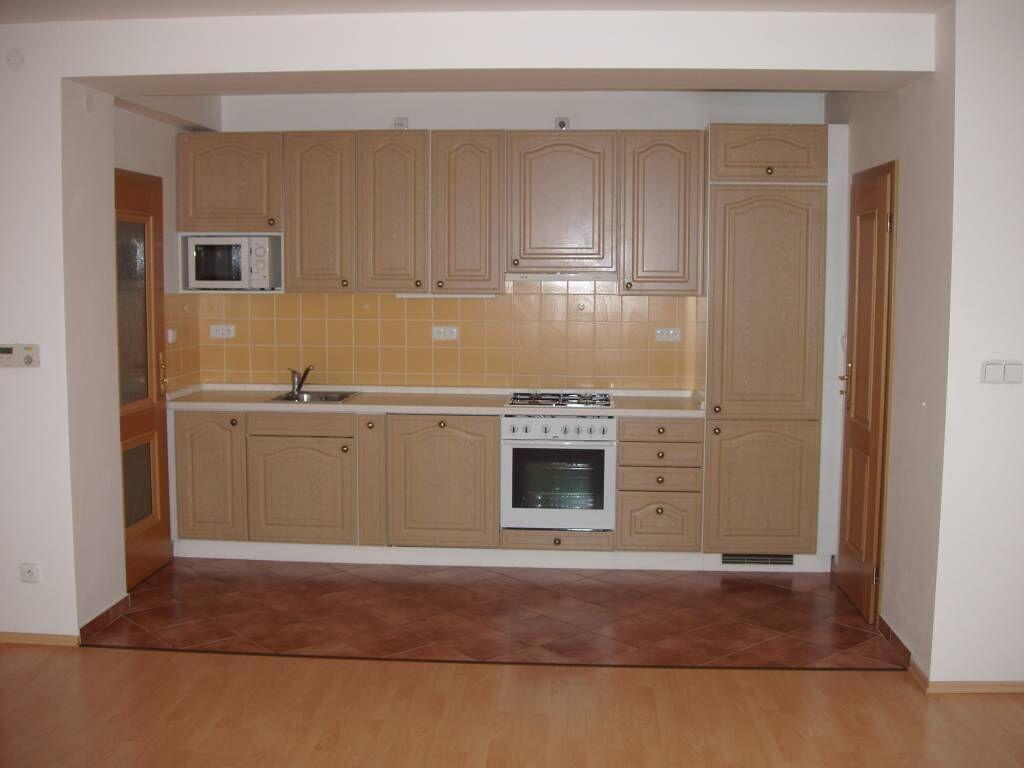 Byt 2+kk/G, P5 - Smíchov, ul. J. Plachty