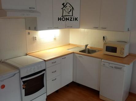 Pronájem bytu, 1+kk, 40 m²