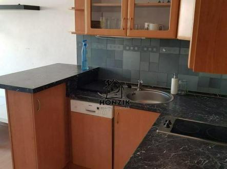 Pronájem bytu, 1+kk, 27 m²