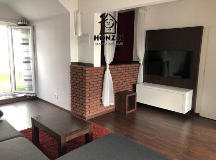 Pronájem bytu, 2+kk, 57 m²