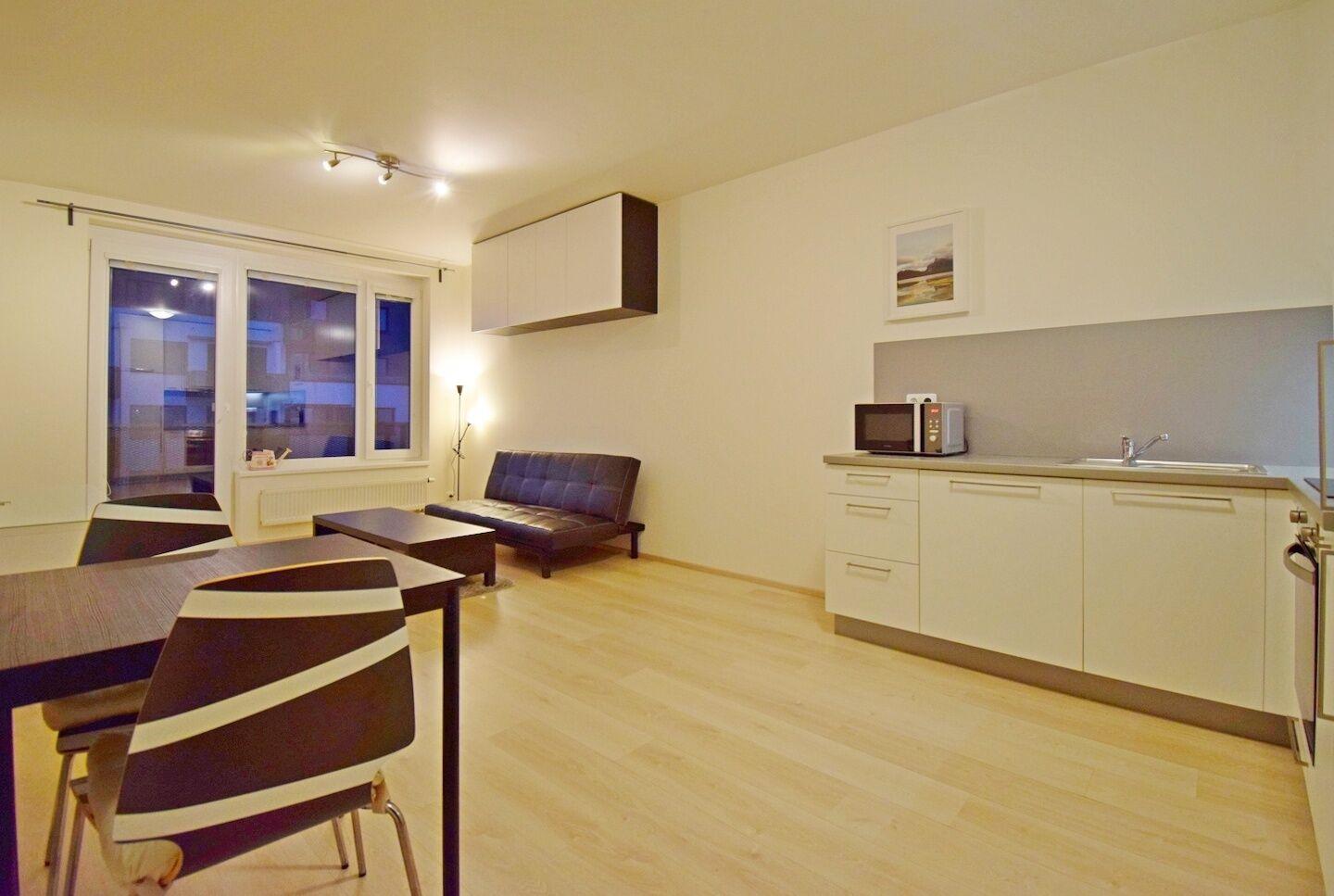Moderní 2+kk s balkonem 60 m2 v novostavbě, Praha 10