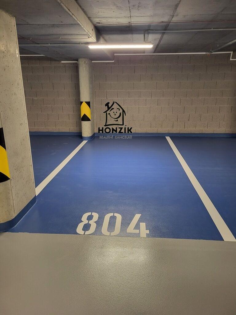 Garážové stání 15m2 , Praha 4 Modřany, ul. Mezi vodami