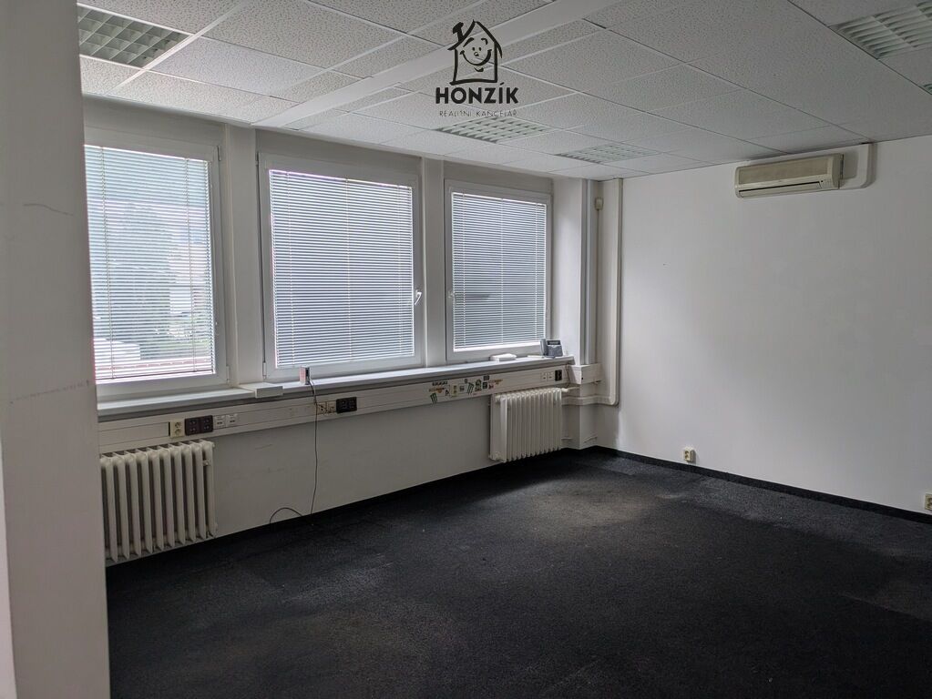 2 kanceláře celkem 54 m2, Praha 5 Košíře, ul. Naskové