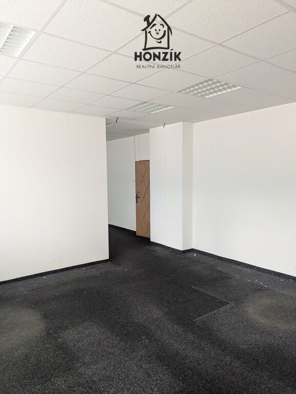 2 kanceláře celkem 54 m2, Praha 5 Košíře, ul. Naskové