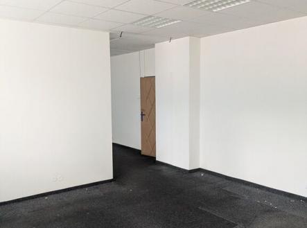 Pronájem - kanceláře, 54 m²