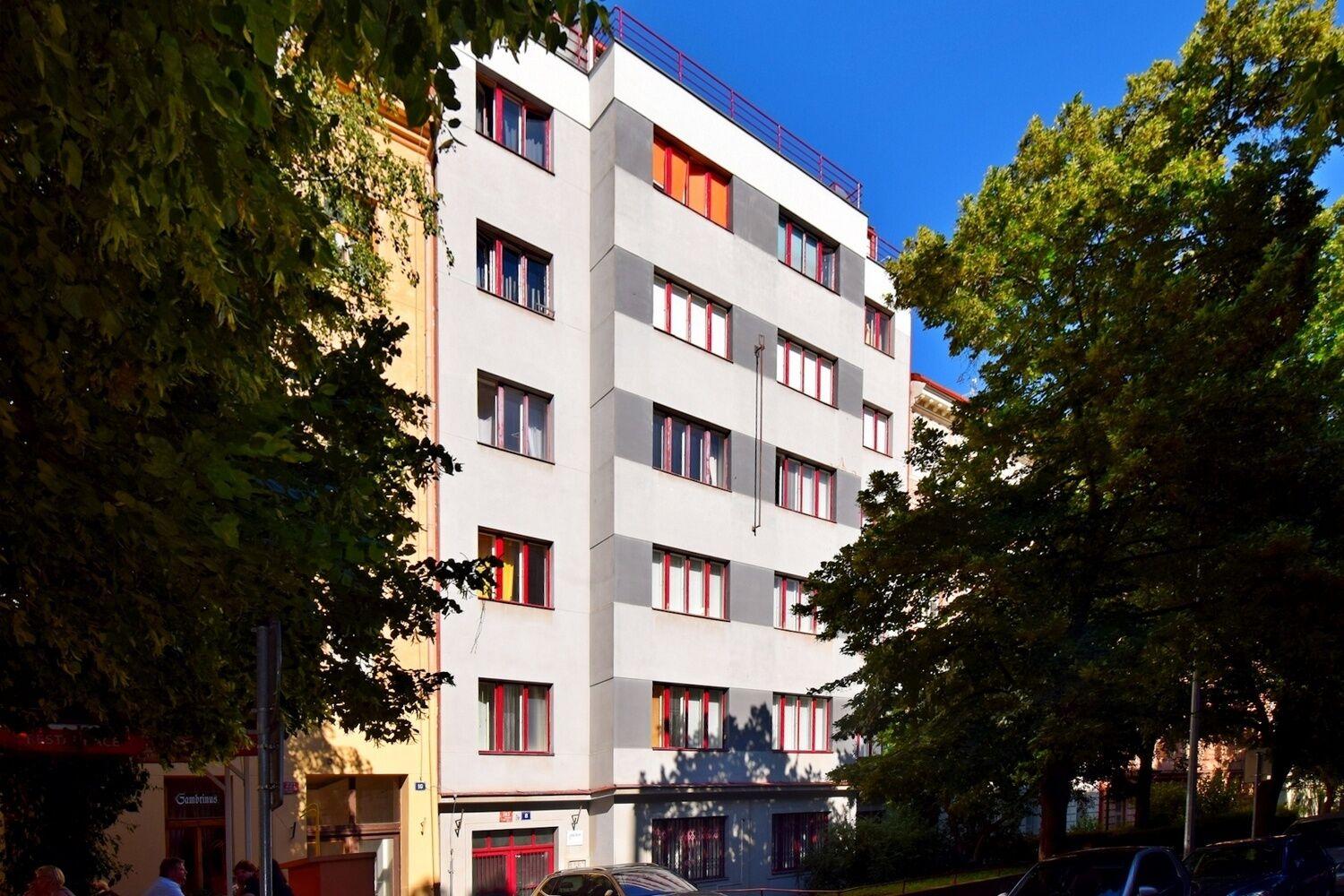 Prostorný 2+kk 52 m2, Praha 2 Vinohrady