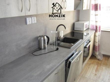 Pronájem bytu, 2+1, 56 m²